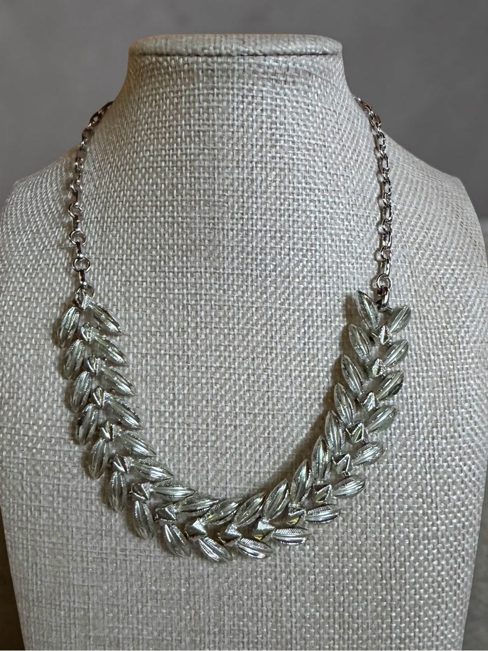 Silver Leaf Chain Statement Necklace - Women Jewelry